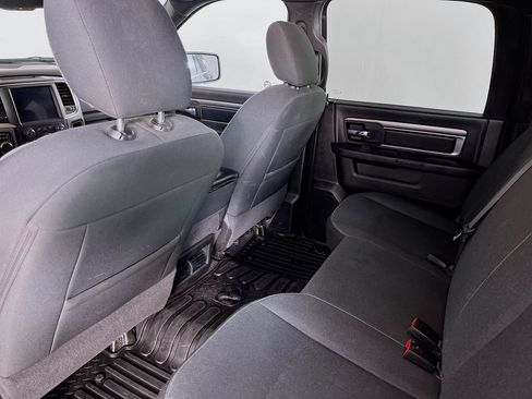 Used 2022 RAM 1500 Warlock AWD/4WD image 32