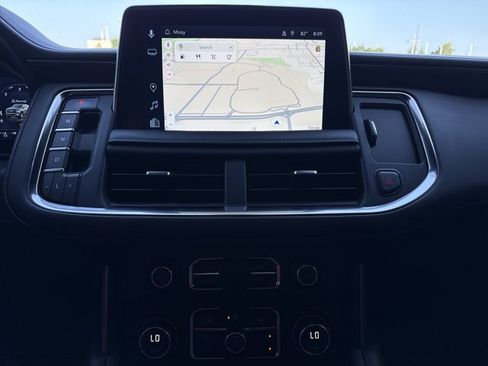 Used 2022 Chevrolet Tahoe Z71 w/ Luxury Package AWD/4WD image 21