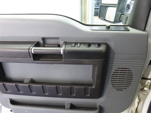 Used 2015 Ford F350 XL w/ Power Equipment Group RWD image 15