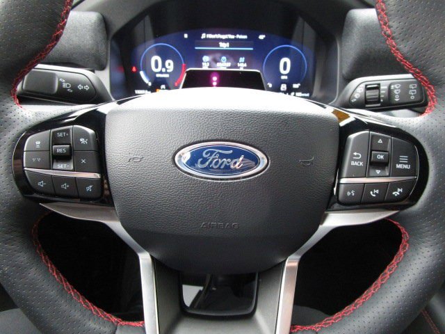 Used 2025 Ford Explorer ST-Line AWD/4WD image 24