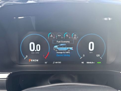 Used 2022 Ford F150 Lariat AWD/4WD image 2