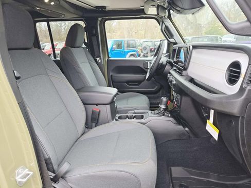 New 2026 Jeep Gladiator Mojave AWD/4WD image 17