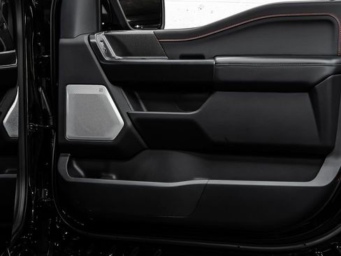 Used 2025 Ford F150 Raptor AWD/4WD image 18
