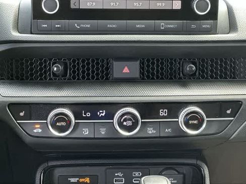 Used 2025 Honda CR-V Sport image 14
