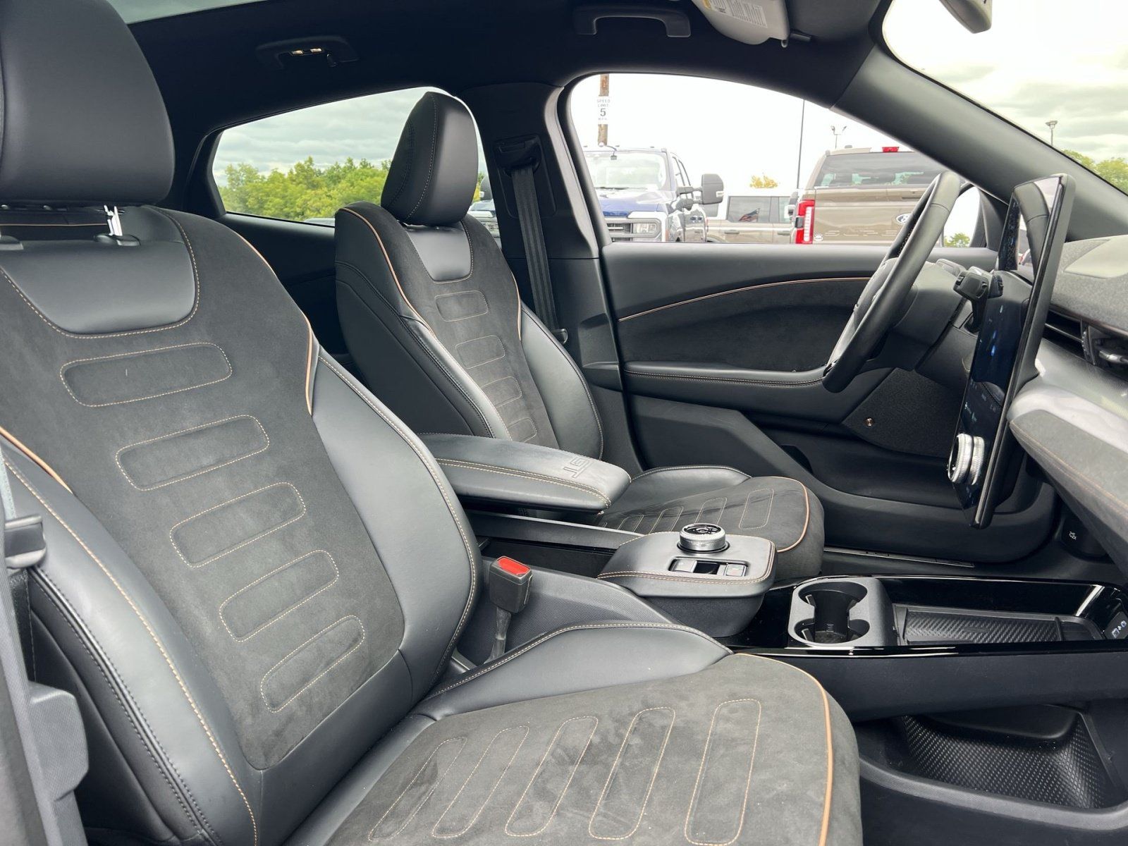 Used 2023 Ford Mustang Mach-E GT AWD/4WD image 27