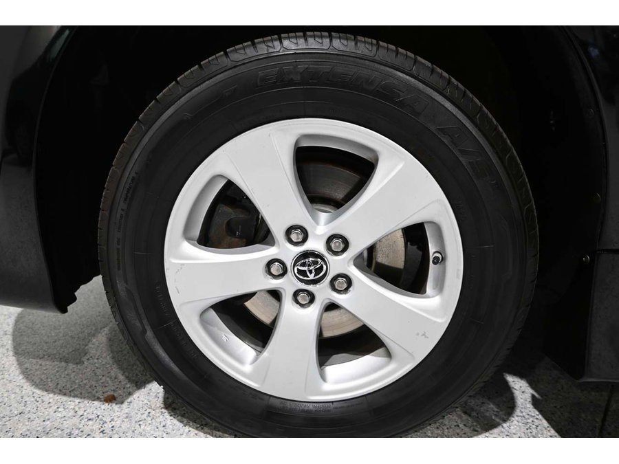 Used 2018 Toyota Sienna LE FWD image 12