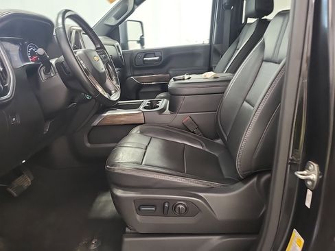 Used 2023 Chevrolet Silverado 2500 High Country AWD/4WD image 8