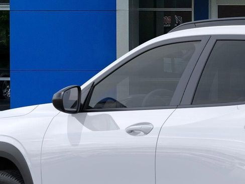 New 2026 Chevrolet Trax RS w/ Sunroof Package FWD image 12
