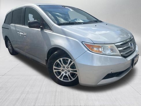 Used 2012 Honda Odyssey EX image 3