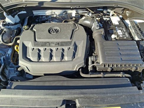 Used 2024 Volkswagen Tiguan Wolfsburg Edition image 28