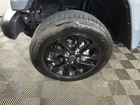 Used 2024 Jeep Wrangler Unlimited Sahara AWD/4WD image 10