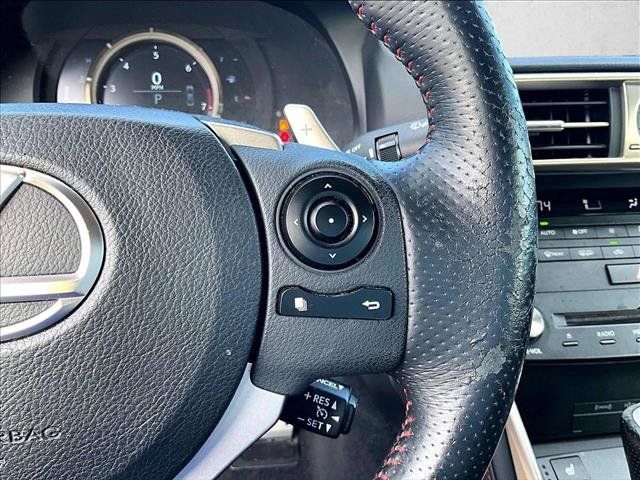 Used 2015 Lexus IS 350 w/ F-Sport Package RWD image 21