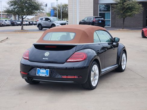 Used 2019 Volkswagen Beetle 2.0T Final Edition SEL image 5