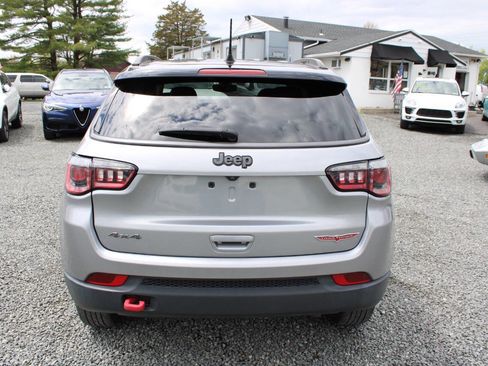 Used 2019 Jeep Compass Trailhawk AWD/4WD image 8