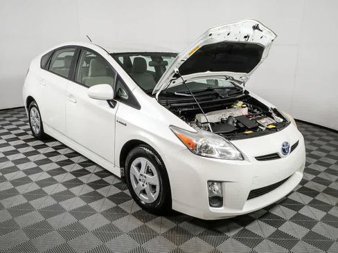 Used 2010 Toyota Prius Two image 30