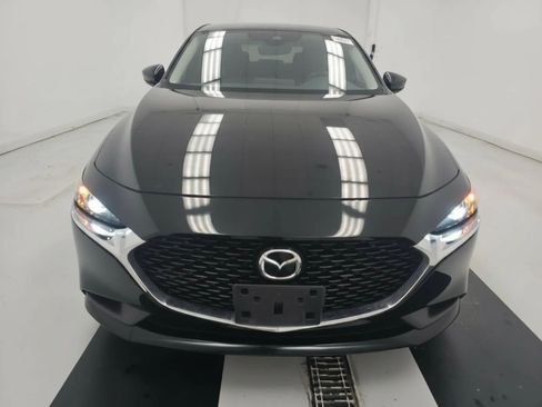 Used 2021 MAZDA MAZDA3 s FWD image 2