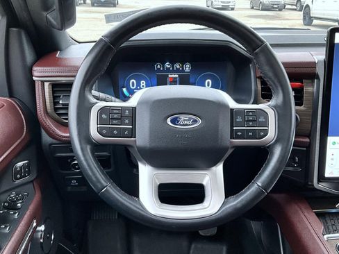 Used 2024 Ford Expedition Max Limited image 13