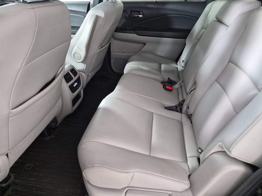 Used 2021 Honda Pilot EX-L image 25