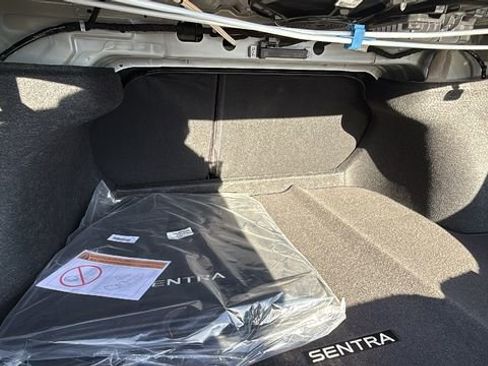 New 2026 Nissan Sentra SR w/ SR Premium Package FWD image 25