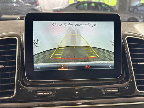 Used 2017 Mercedes-Benz GLE 350 image 6
