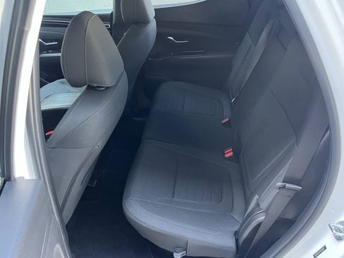 Used 2023 Hyundai Santa Cruz SEL AWD/4WD image 16