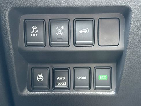 Used 2017 Nissan Rogue SL w/ SL Premium Package AWD/4WD image 31
