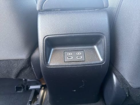 Used 2024 Toyota Corolla LE FWD image 20