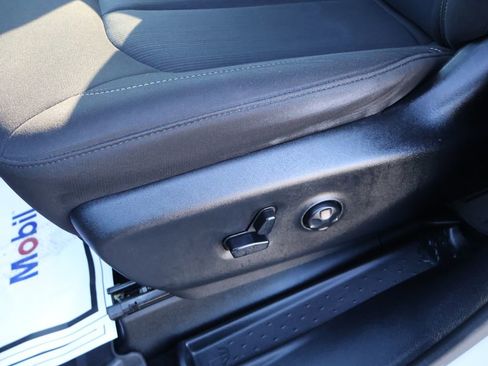 Used 2020 Chrysler Pacifica Touring w/ S Appearance Package image 19