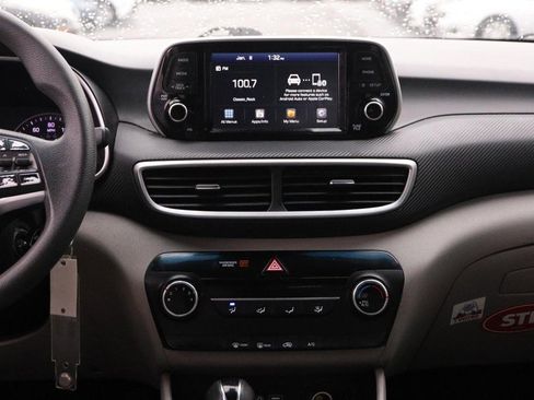 Used 2019 Hyundai Tucson SE image 22