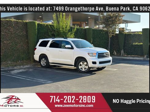 Used 2008 Toyota Sequoia SR5 image 2