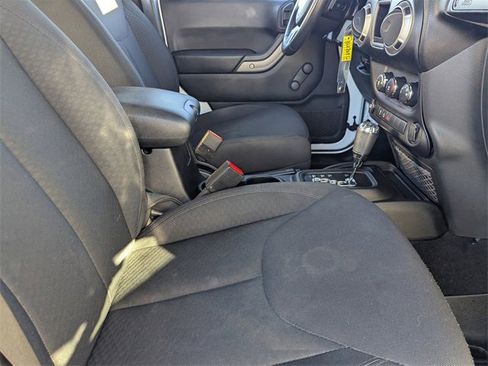 Used 2017 Jeep Wrangler Unlimited Sport w/ Connectivity Group image 11