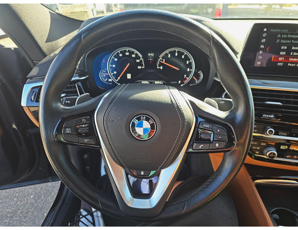 Used 2018 BMW 640i Gran Turismo xDrive w/ M Sport Package AWD/4WD image 8