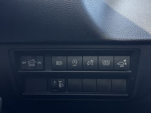 Used 2023 Toyota Tundra SR5 w/ SR5 Convenience Package image 32