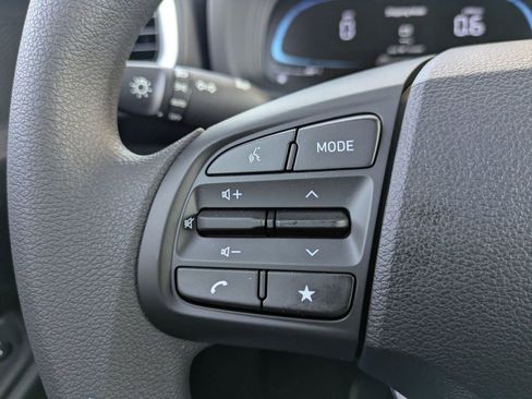 New 2026 Hyundai Venue SE image 17