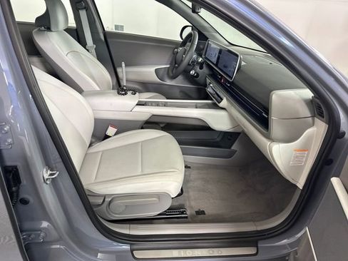 Used 2025 Hyundai Ioniq 6 SEL image 28