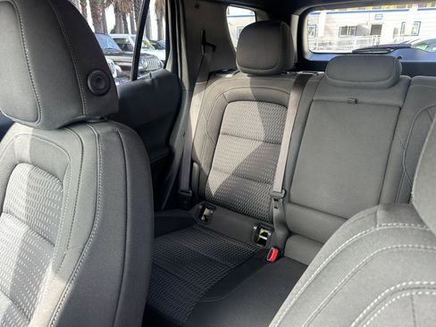 Used 2025 Chevrolet Equinox LT image 38