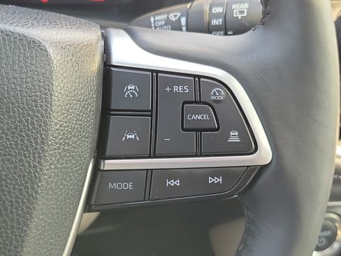 Certified 2025 Toyota Grand Highlander AWD Hybrid image 27