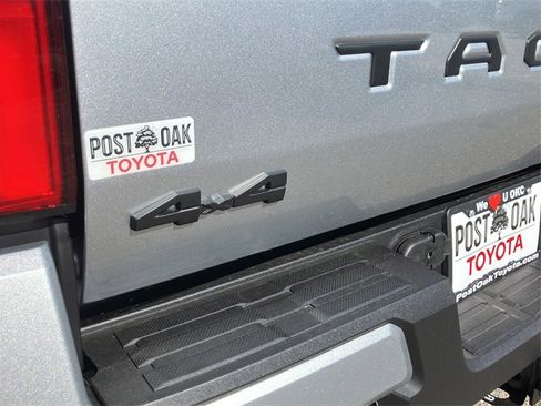 New 2026 Toyota Tacoma SR5 image 17