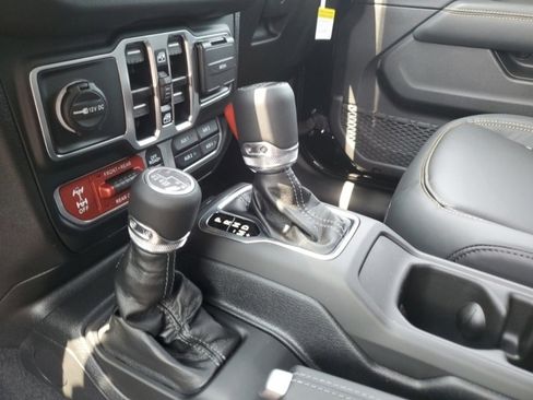 New 2025 Jeep Wrangler Unlimited Rubicon 392 image 8