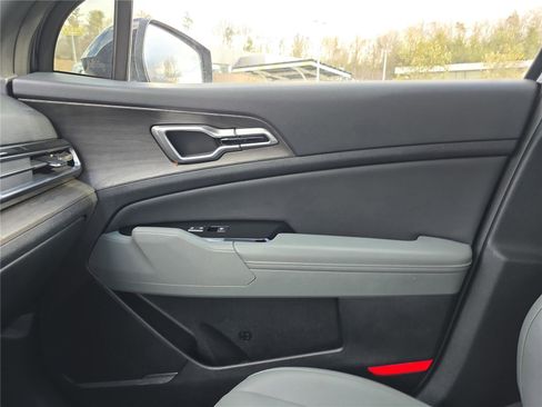 Used 2023 Kia Sportage X-Line w/ X-Line Premium Package image 24