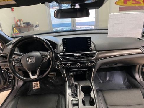 Used 2021 Honda Accord Sport image 16