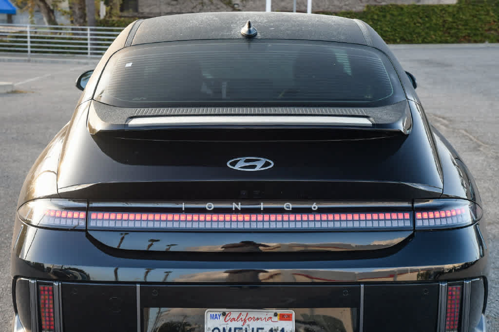 Used 2024 Hyundai Ioniq 6 SEL RWD image 6