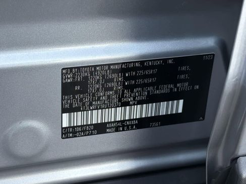 Used 2024 Toyota RAV4 LE image 9