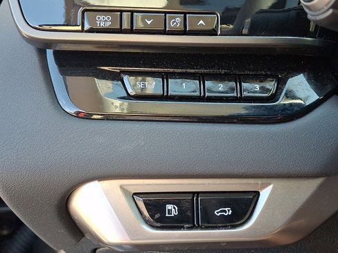 Used 2023 Lexus RX 350 Premium w/ Accessory Package AWD/4WD image 26