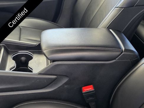 Used 2025 Jeep Grand Cherokee Limited image 8