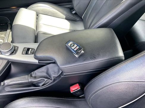 Used 2019 BMW 440i xDrive Convertible w/ M Sport Package AWD/4WD image 35
