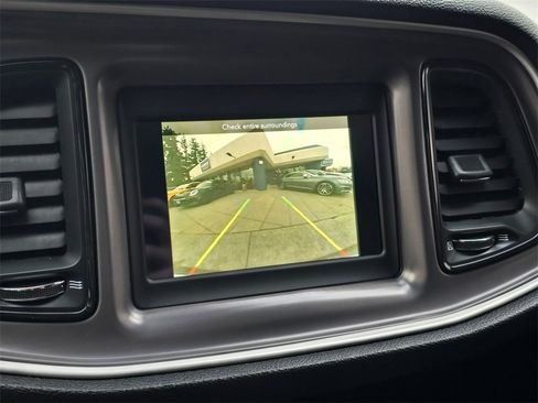 Used 2022 Dodge Challenger R/T image 28