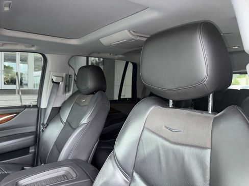 Used 2018 Cadillac Escalade Premium Luxury w/ LPO, Radiant Package image 8