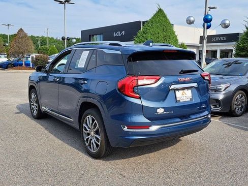 Used 2024 GMC Terrain Denali w/ Denali Premium Package AWD/4WD image 7