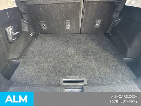 Used 2024 Nissan Rogue S FWD image 21